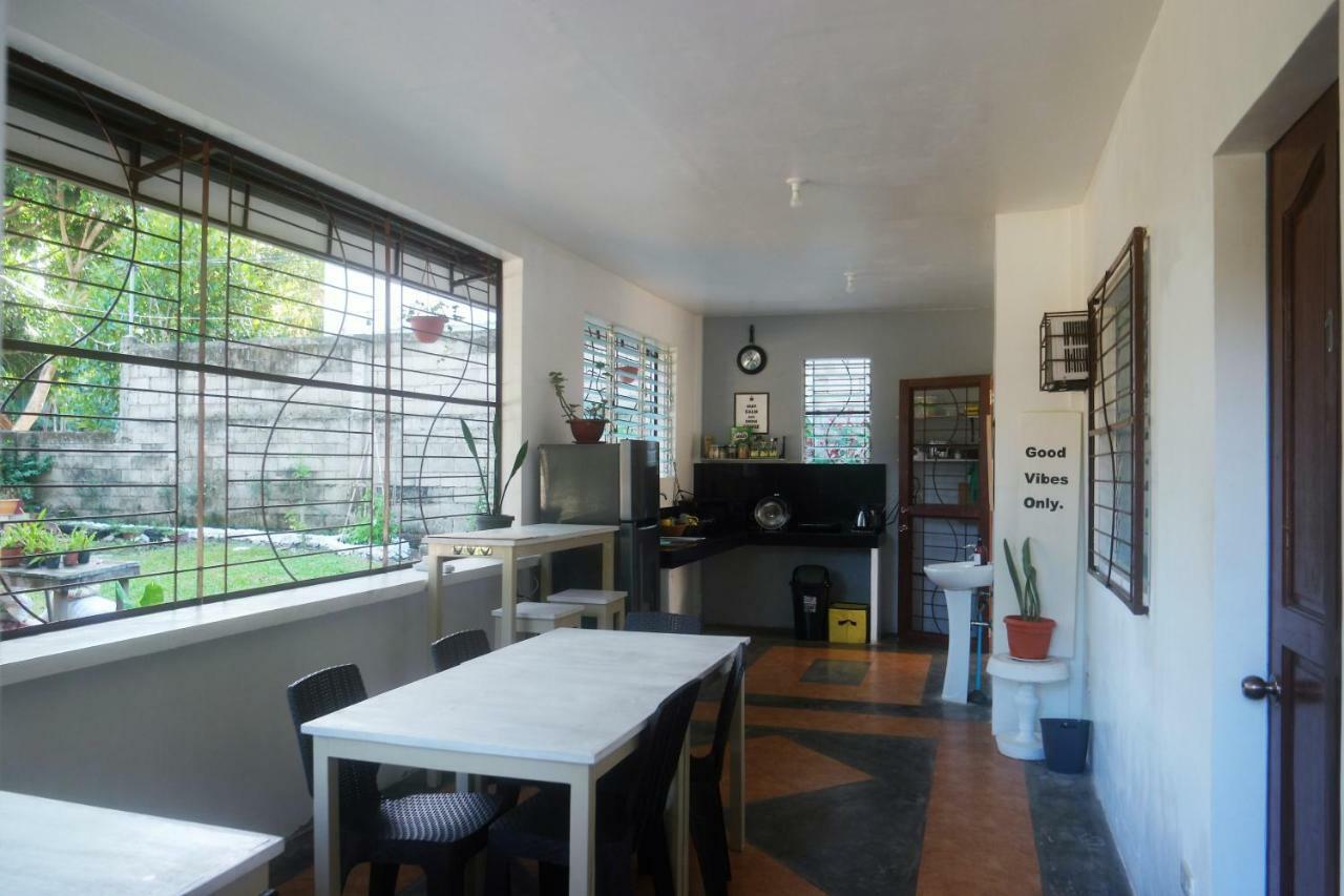 מלון Dumaguete City Ese House מראה חיצוני תמונה